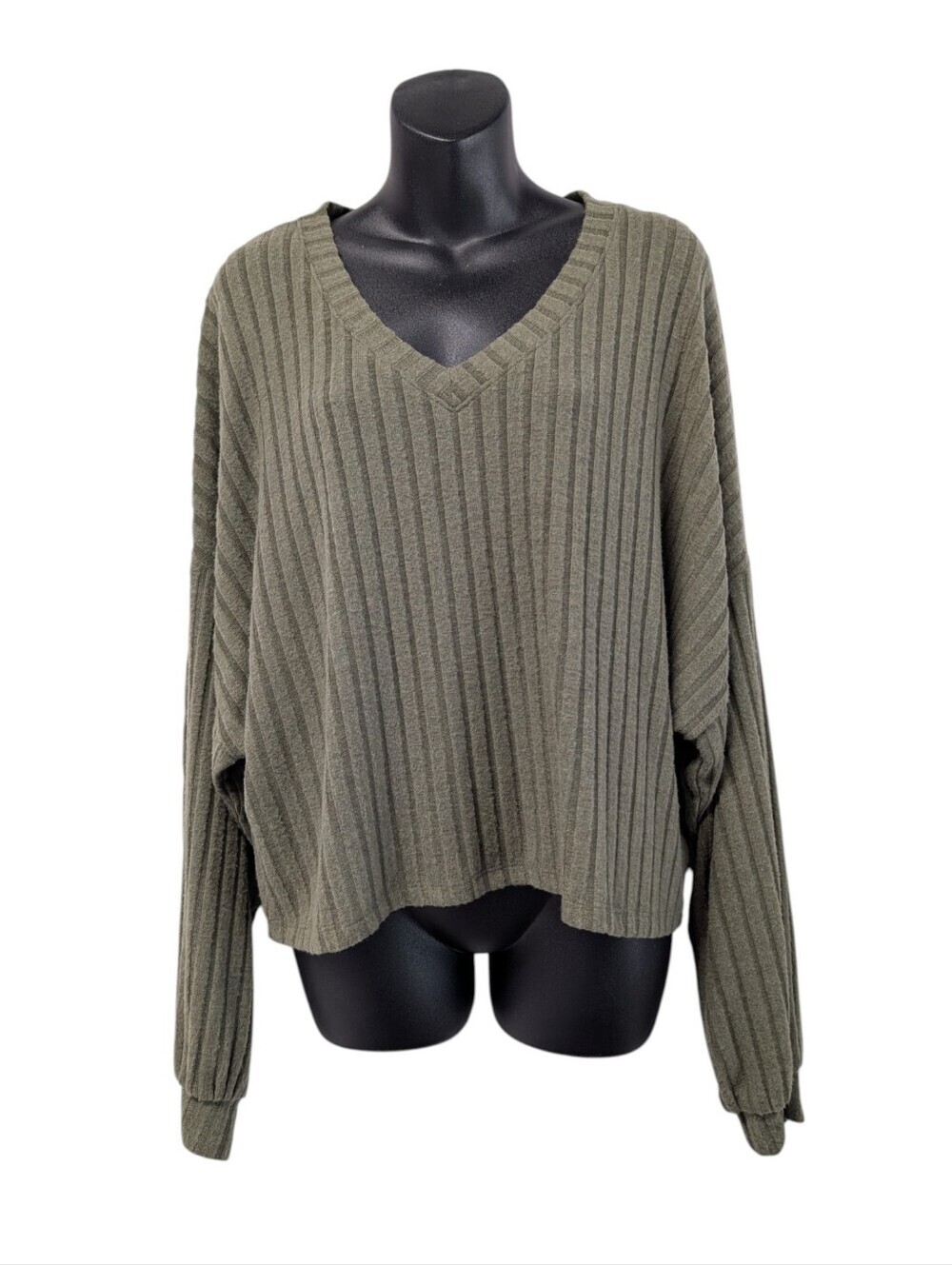 Lulus Olive Green Ribbed Knit V-Neck Oversized Sweater XL NWT